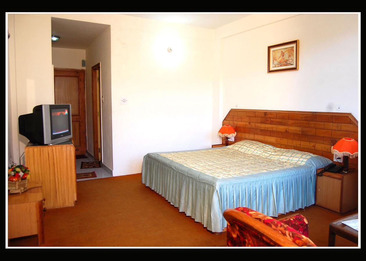 Hotel Nitesh Маналі Екстер'єр фото