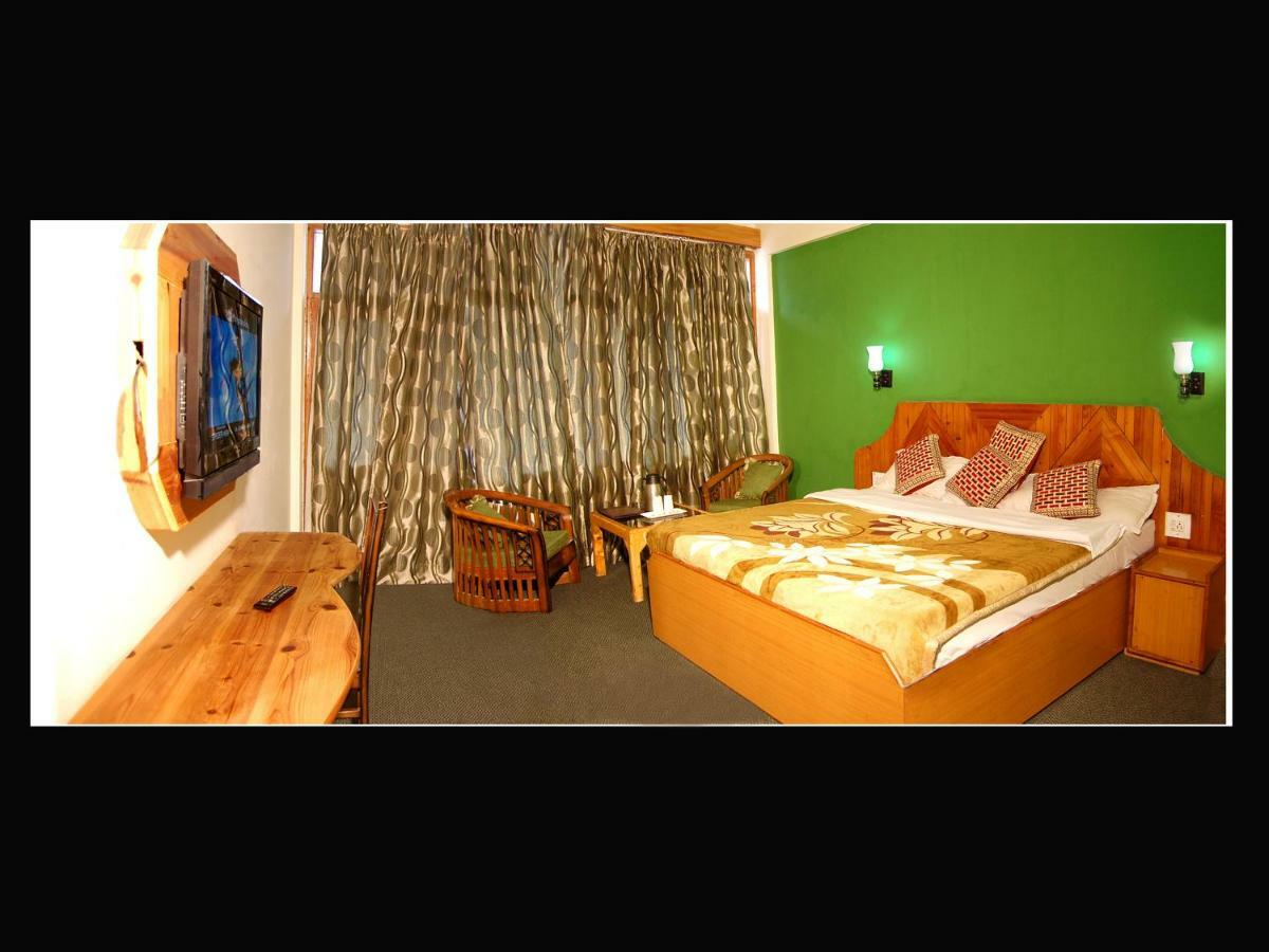 Hotel Nitesh Маналі Екстер'єр фото