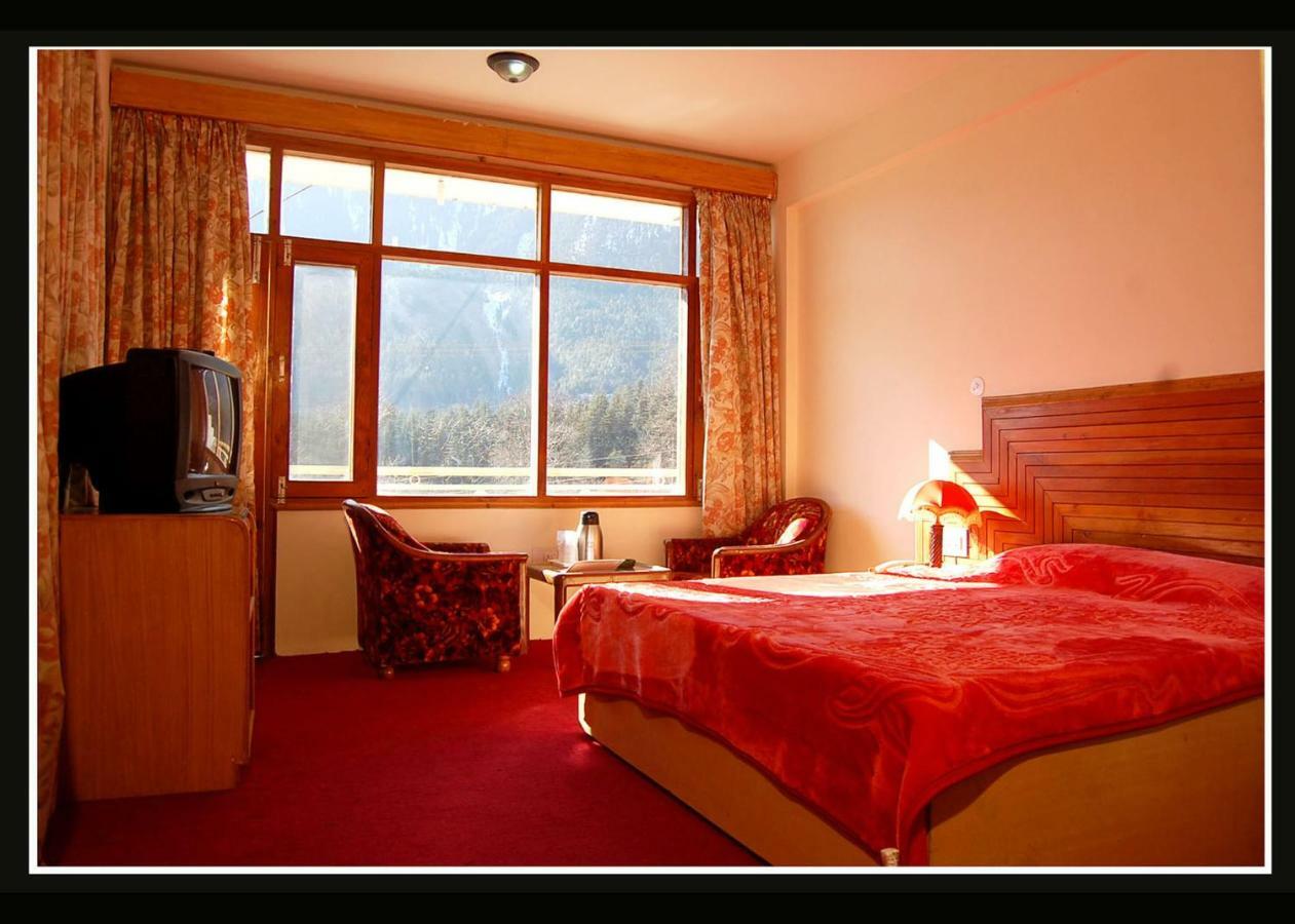 Hotel Nitesh Маналі Екстер'єр фото