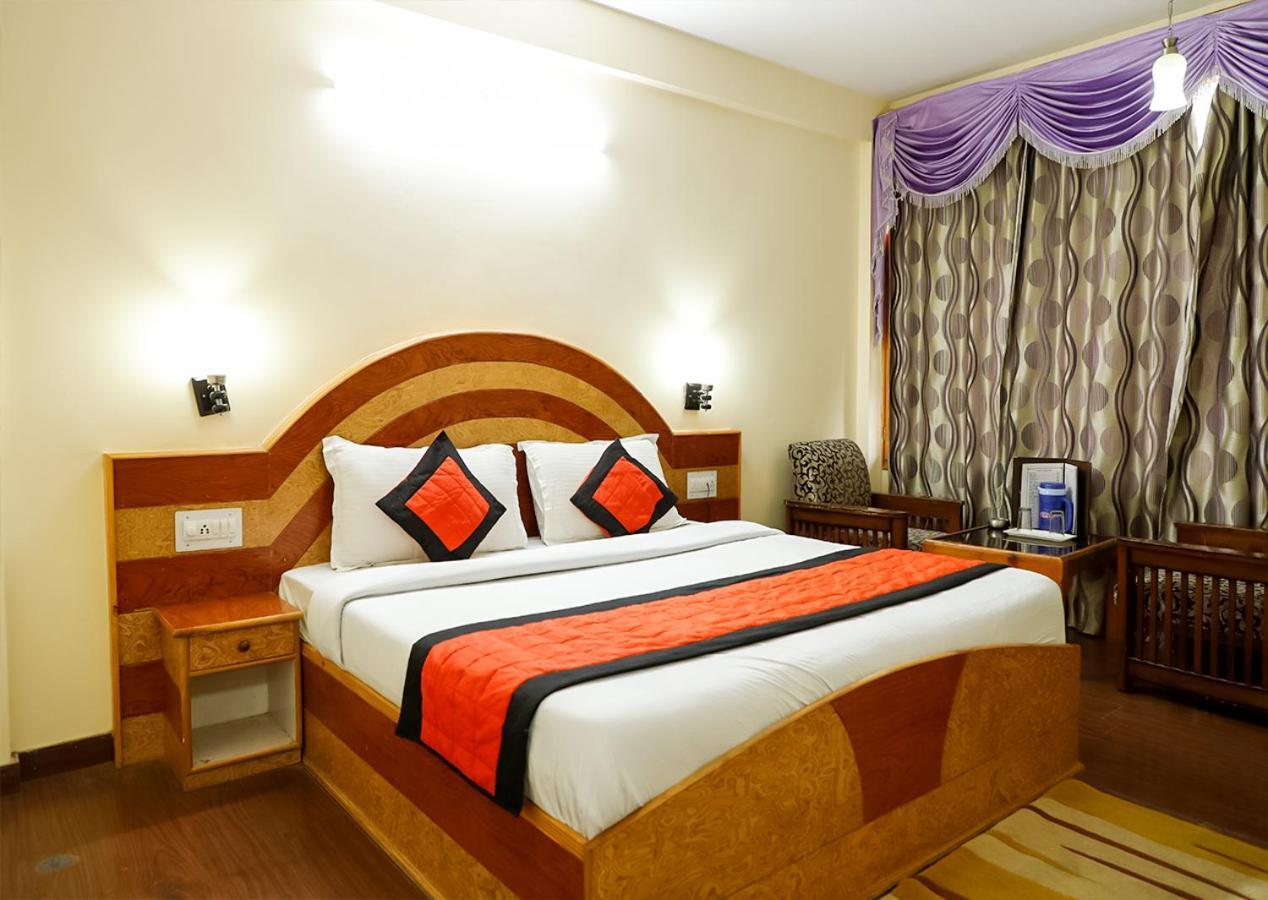 Hotel Nitesh Маналі Екстер'єр фото