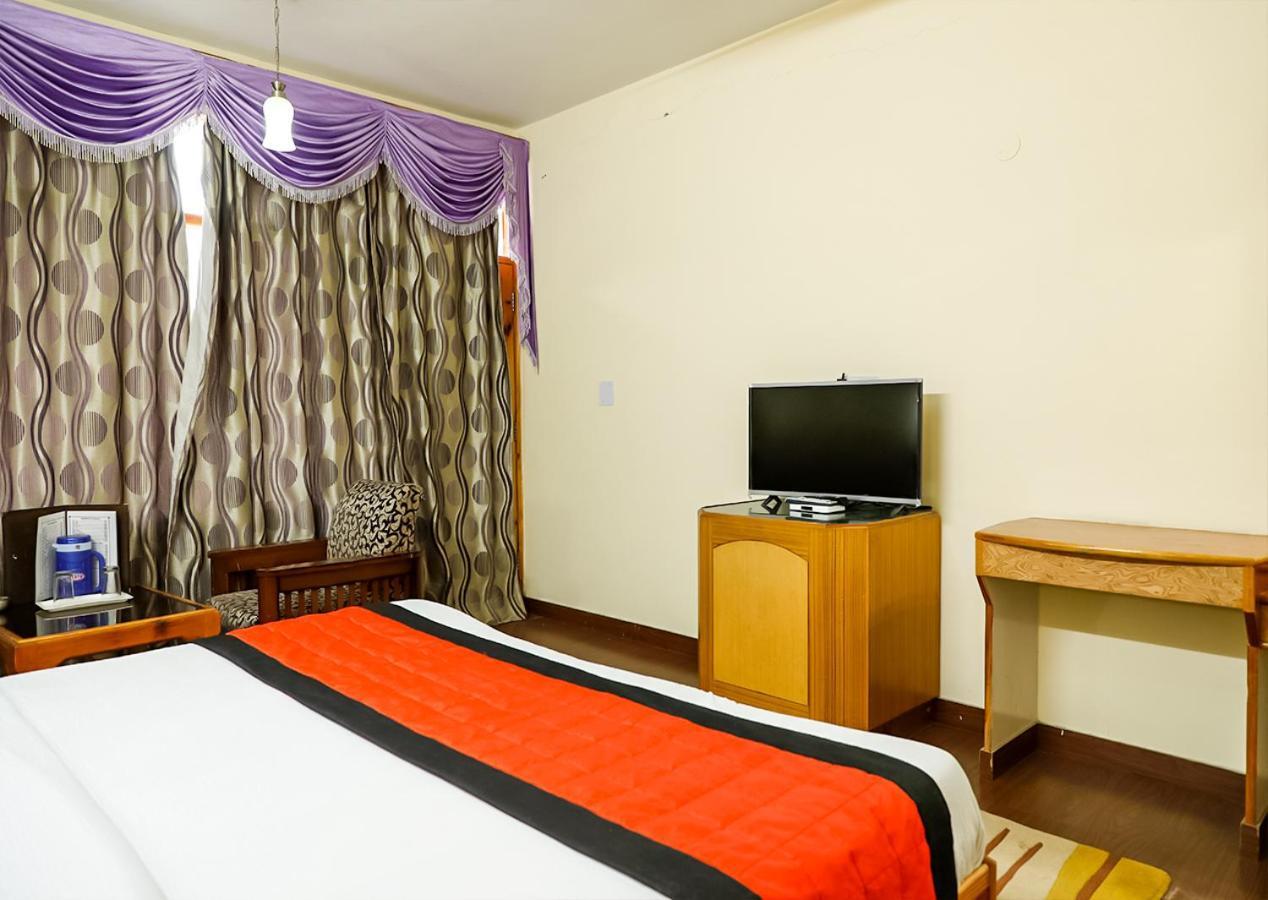 Hotel Nitesh Маналі Екстер'єр фото